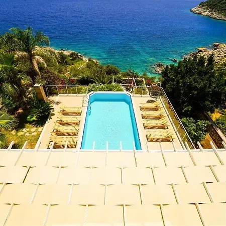 Kalkanda Denize Sifir Ozel Plajli Ve Ozel Iskeleli Mustakil Villa Kaş