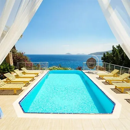 Villa Kalkanda Denize Sifir Ozel Plajli Ve Ozel Iskeleli Mustakil